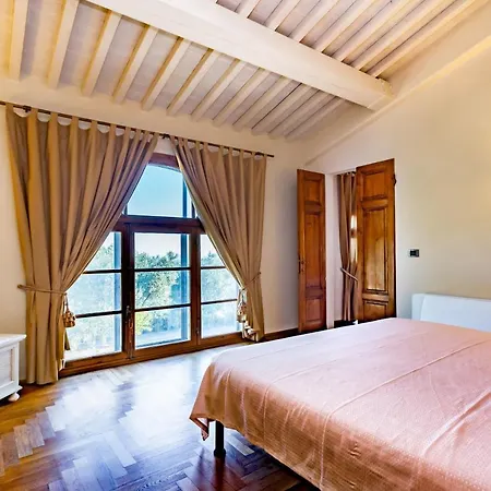 Sleeps 10 Pool Wifi * Ponzano Superiore